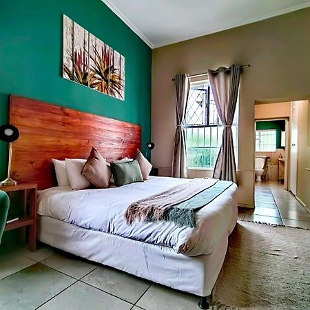 Albertinia Hotel エクステリア 写真